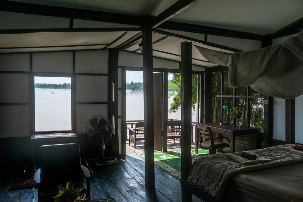 Pomelo Restaurant And Guesthouse - Fishermen & Tammarine Cottages Riverfront - Experience Nature, Culture And Adventure & Tailor-Made Tour Ban Khon Extérieur photo