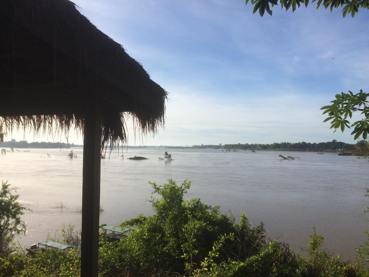 Pomelo Restaurant And Guesthouse - Fishermen & Tammarine Cottages Riverfront - Experience Nature, Culture And Adventure & Tailor-Made Tour Ban Khon Extérieur photo
