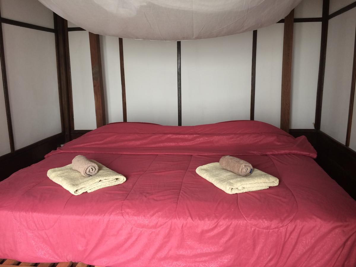 Pomelo Restaurant And Guesthouse - Fishermen & Tammarine Cottages Riverfront - Experience Nature, Culture And Adventure & Tailor-Made Tour Ban Khon Extérieur photo