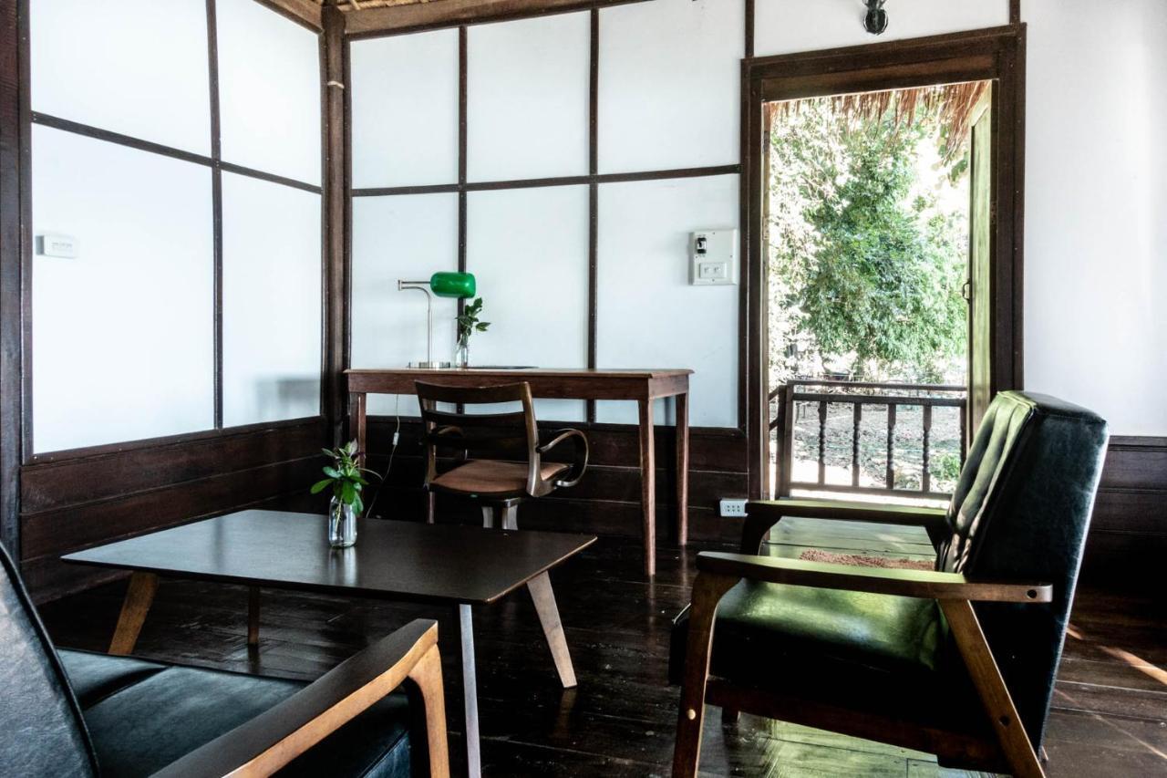 Pomelo Restaurant And Guesthouse - Fishermen & Tammarine Cottages Riverfront - Experience Nature, Culture And Adventure & Tailor-Made Tour Ban Khon Extérieur photo
